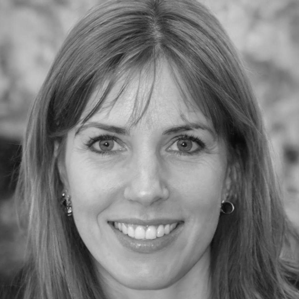 Retrato profesional de Esperanza Vidal